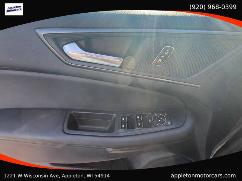 2022 Ford Edge SE