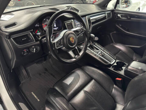 2018 Porsche Macan S