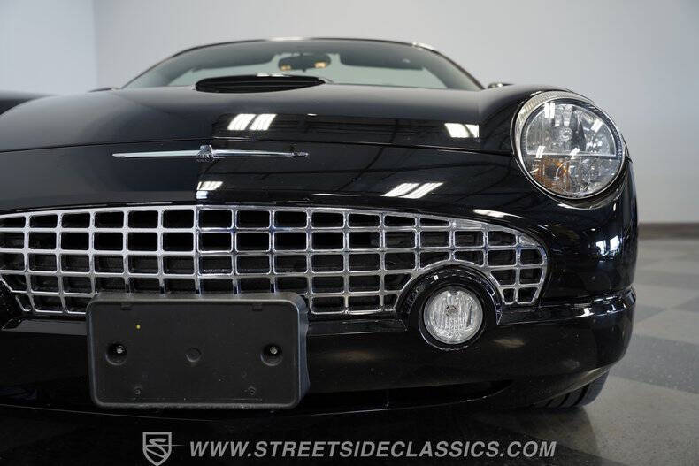 2003 Ford Thunderbird