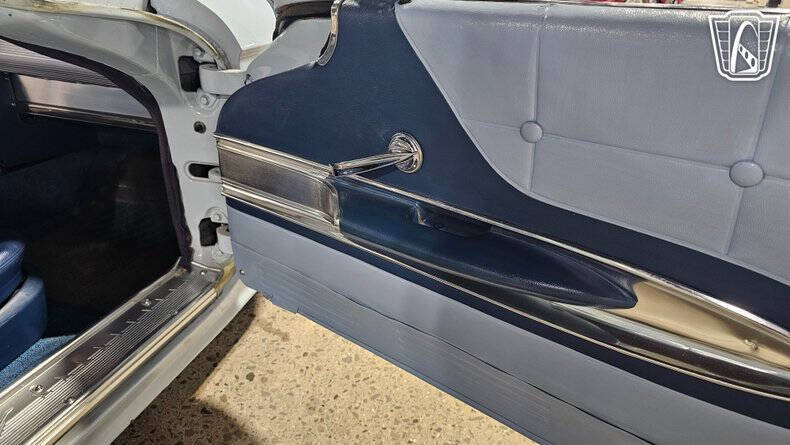 1960 Ford Thunderbird