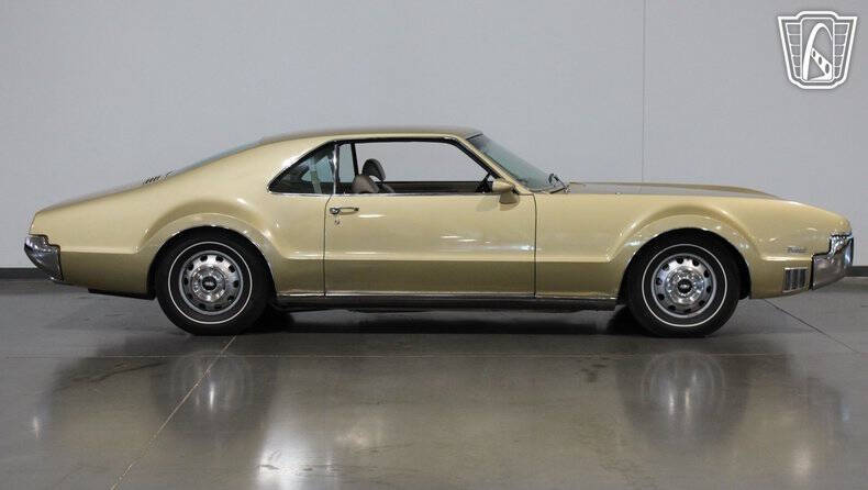 1966 Oldsmobile Toronado