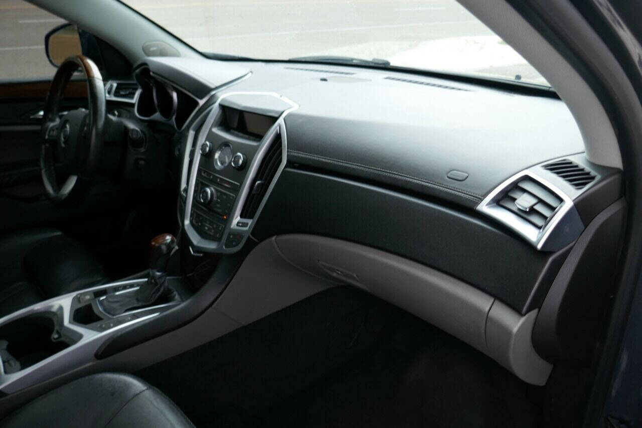 2011 CADILLAC SRX Luxury Collection 4dr SUV For Sale in Oakfield NY by