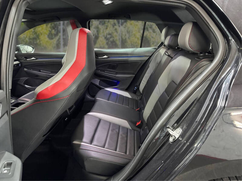 2023 Volkswagen Golf GTI SE