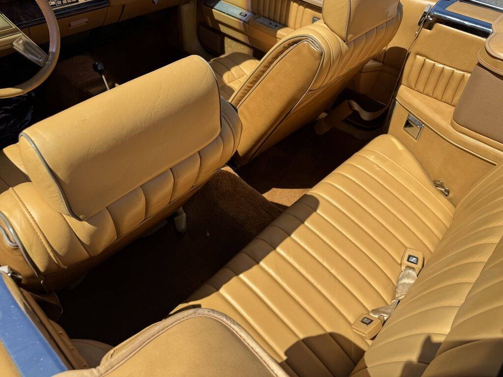 1985 Chrysler Le Baron 27