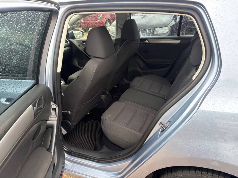 2011 Volkswagen Golf 2.5L