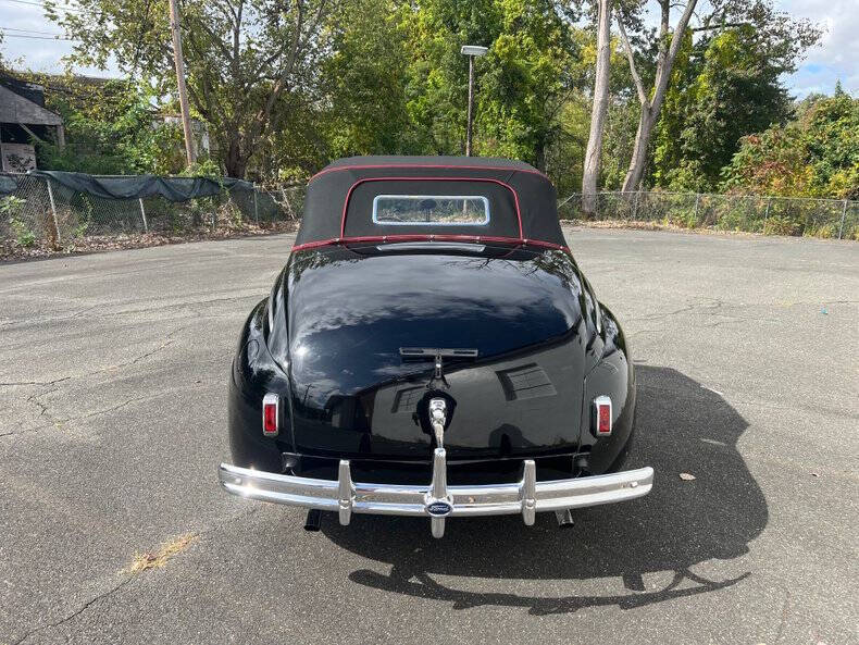 1941 Ford Super Deluxe