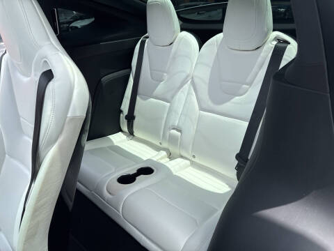 2016 Tesla Model X 90D