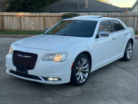 2020 Chrysler 300 for sale at KM Motors LLC in Houston TX