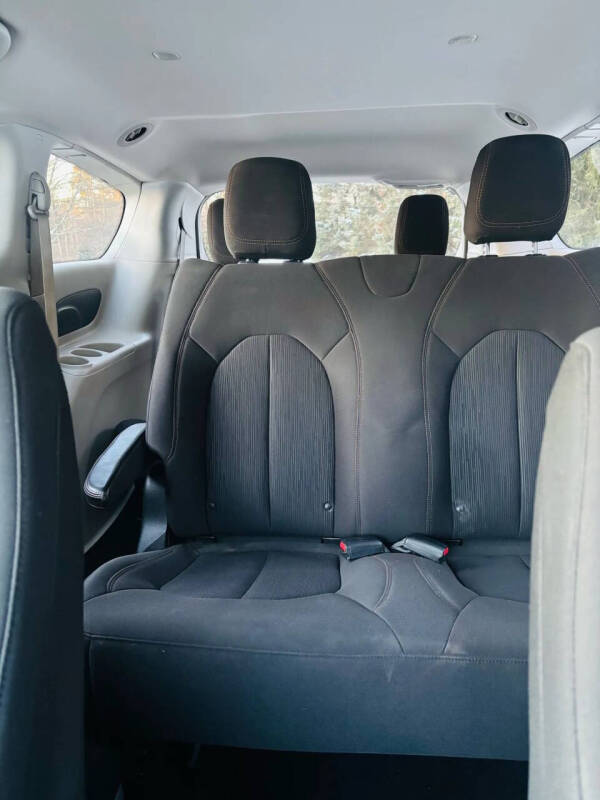 2018 Chrysler Pacifica L