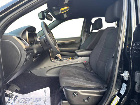 2017 Jeep Grand Cherokee