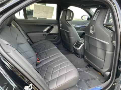 2026 BMW 7 Series 750e xDrive