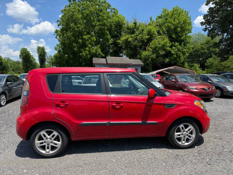 2011 Kia Soul +