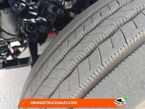 2023 Freightliner M2 106