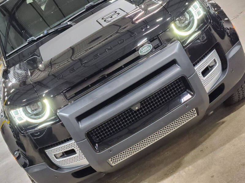 2024 Land Rover Defender 130 P400 S