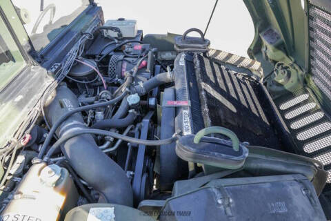 2010 AM General Hummer