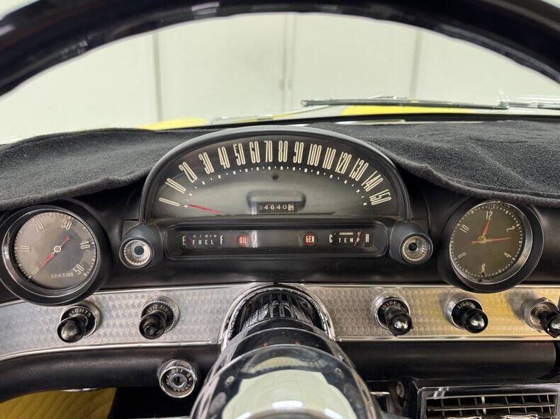 1955 Ford Thunderbird