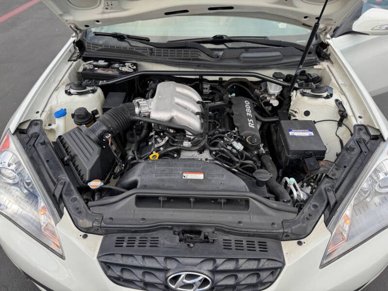 2010 Hyundai Genesis Coupe 3.8L Grand Touring