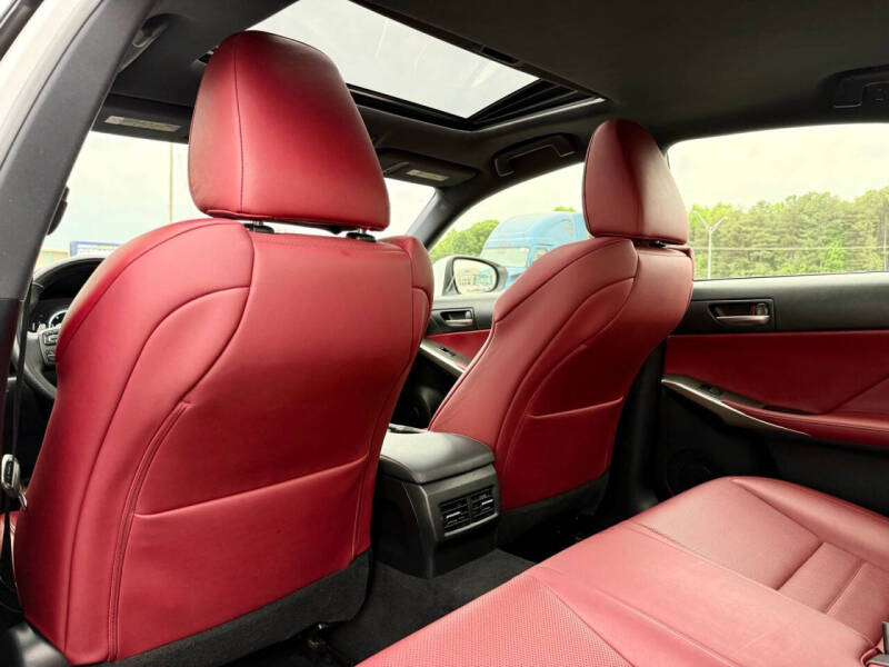 2017 Lexus IS 200t