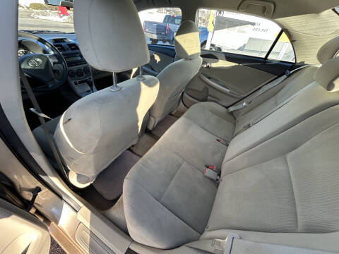 2012 Toyota Corolla LE