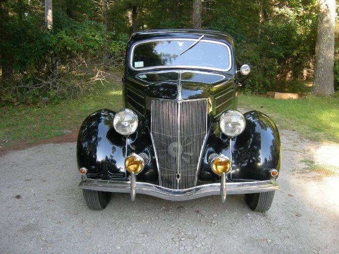 1936 Ford Deluxe