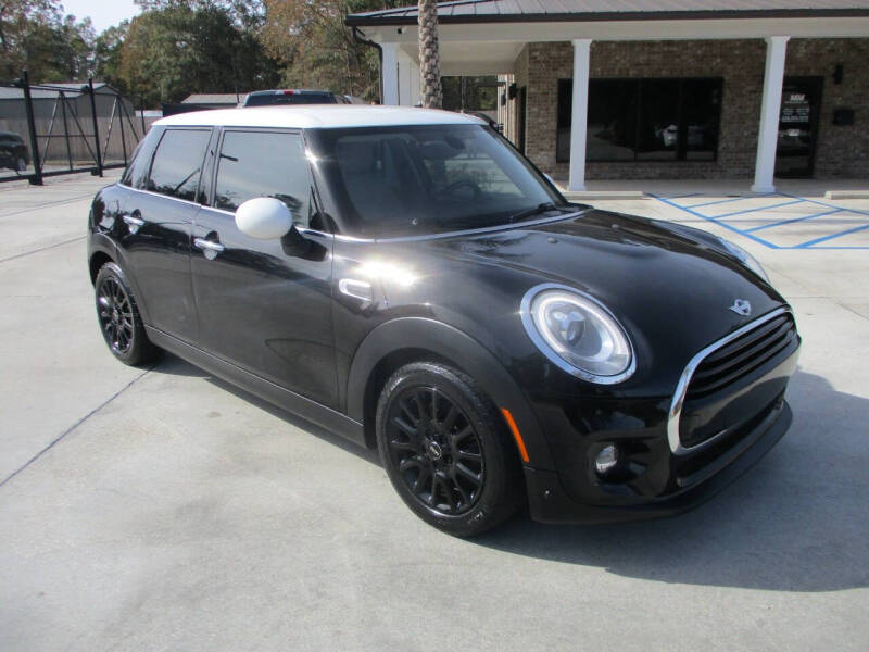 2017 MINI Hardtop 4 Door Cooper