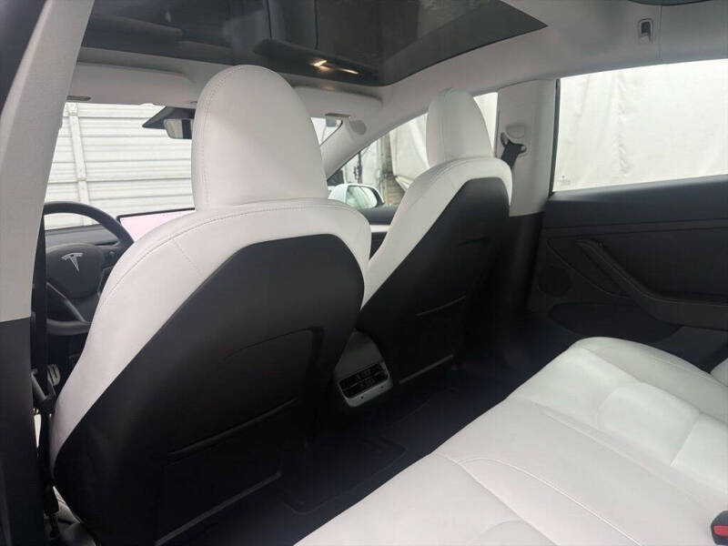 2023 Tesla Model 3 Performance