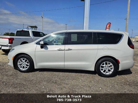 2017 Chrysler Pacifica Touring Plus
