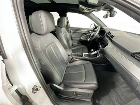 2024 Audi Q3 quattro S line Premium 45 TFSI