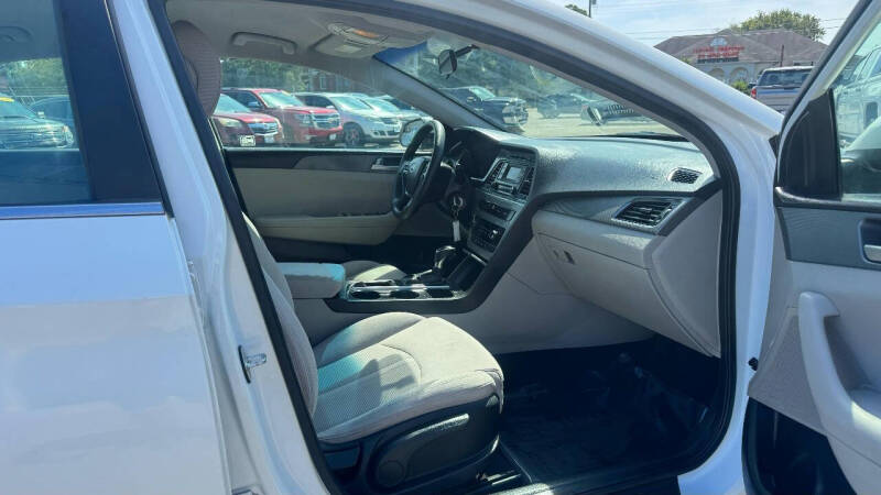 2017 Hyundai Sonata SE