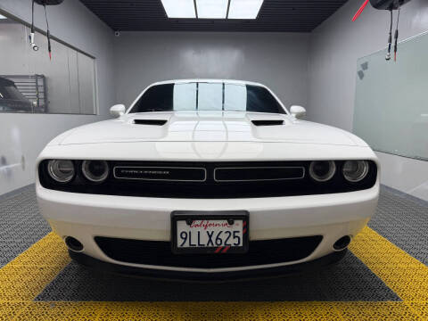 2020 Dodge Challenger SXT