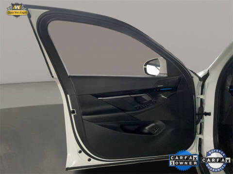 2025 BMW 5 Series 530i