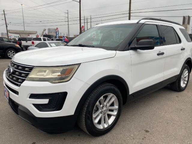 2016 Ford Explorer