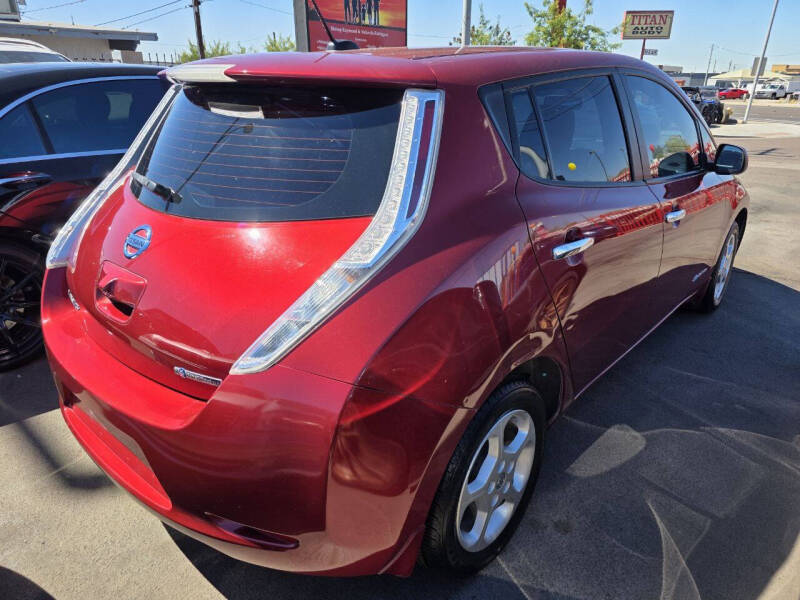 2015 Nissan LEAF SV