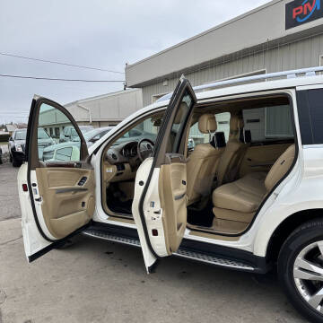 2011 Mercedes-Benz GL-Class GL 350 BlueTEC