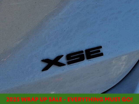 2022 Toyota Avalon Hybrid XSE Nightshade