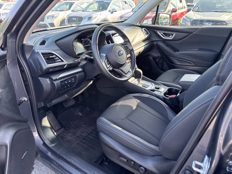 2024 Subaru Forester Premium