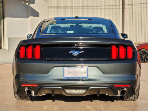 2016 Ford Mustang EcoBoost Premium