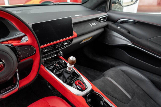 2026 Lotus Emira V6 SE