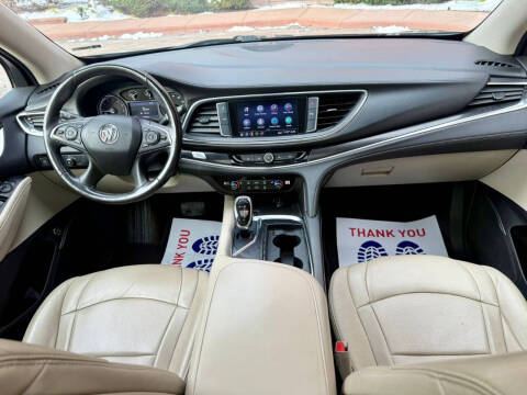 2020 Buick Enclave Essence