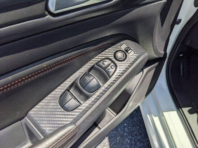 2019 Nissan Altima 16