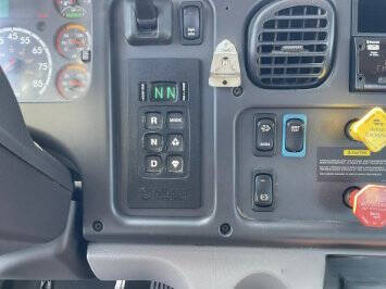 2020 Freightliner M2 106