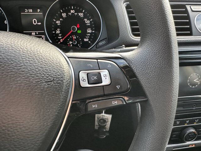 2016 Volkswagen Passat