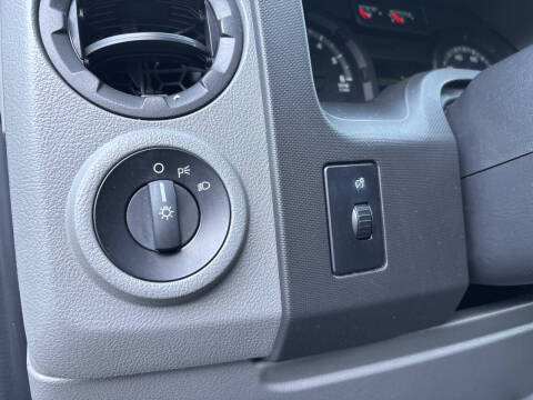 2013 Ford E-Series E-250