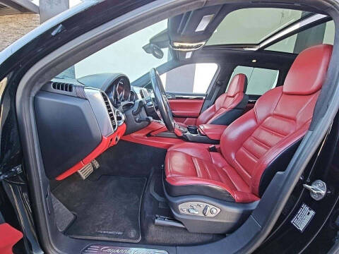 2017 Porsche Cayenne Turbo