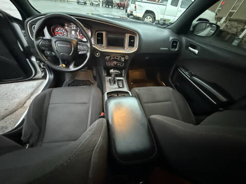 2019 Dodge Charger SXT