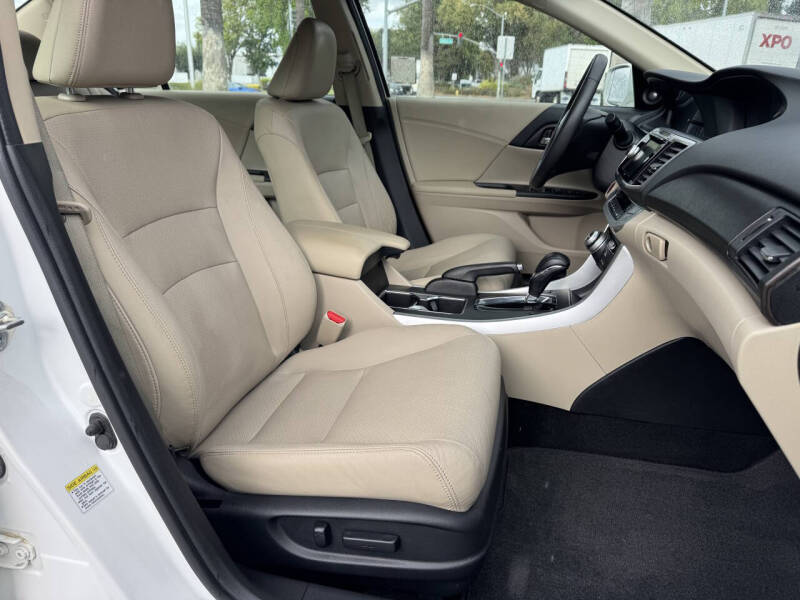 2013 Honda Accord EX-L w/Navi