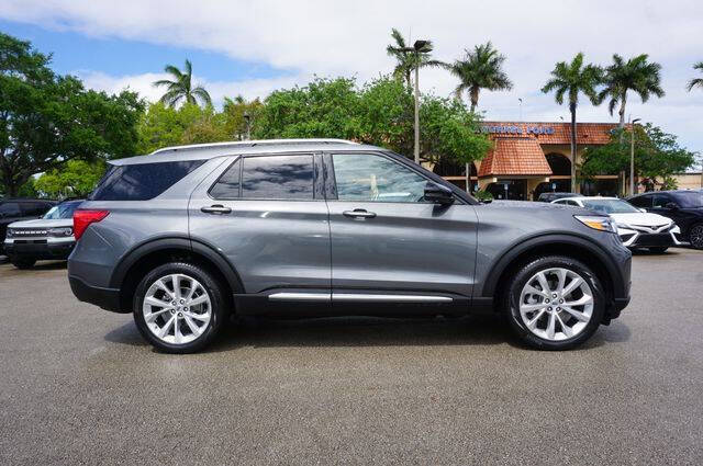 2023 Ford Explorer Platinum