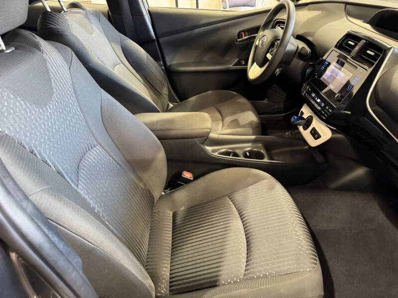 2017 Toyota Prius Two