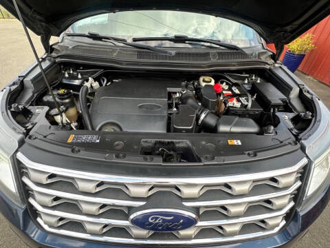 2017 Ford Explorer XLT