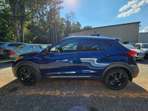 2020 Nissan Kicks SR